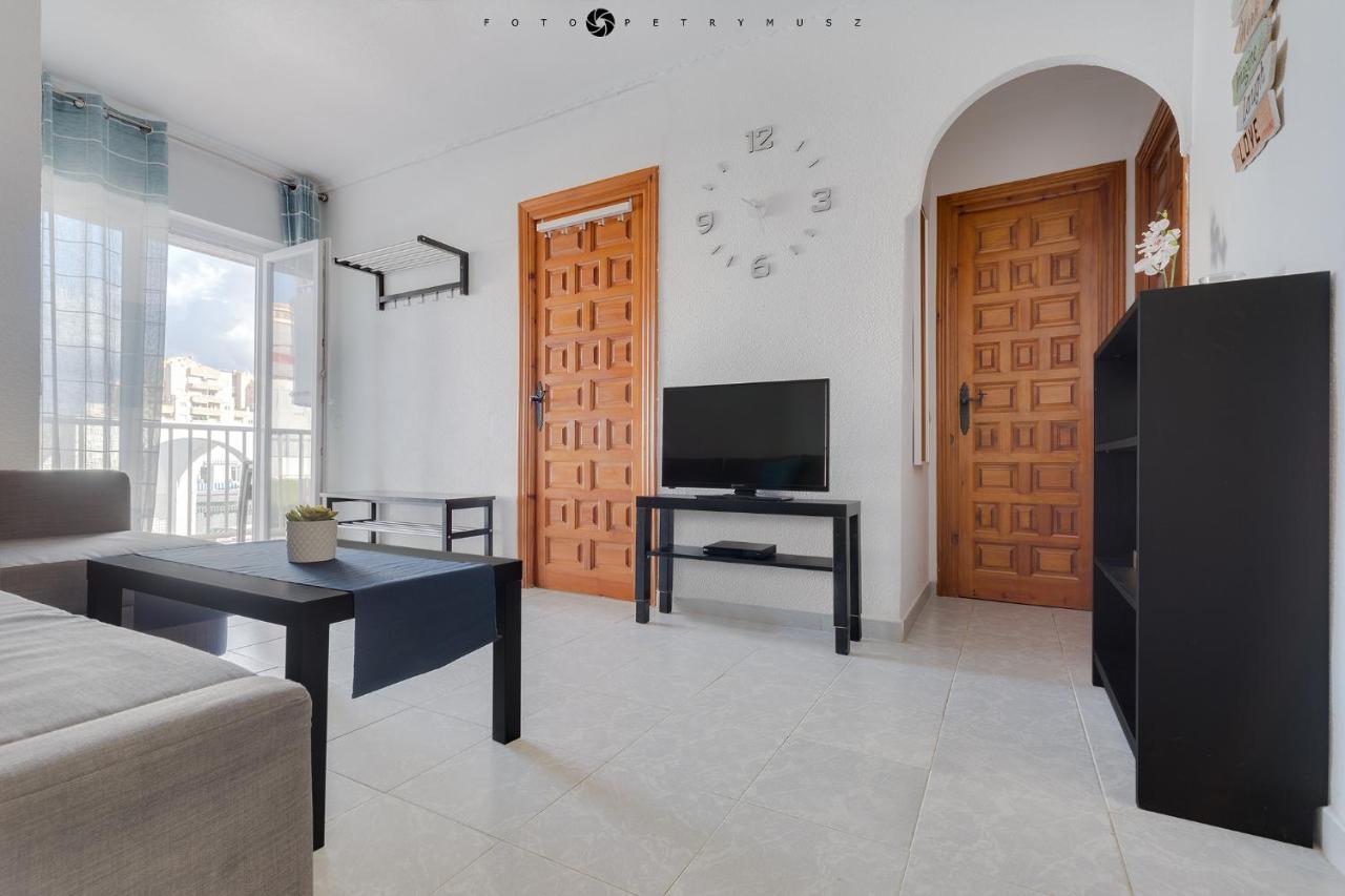 Apartment With Pool, Sea Views & Balcony Less Than 10Min Walk To La Mata Beach! Torrevieja Exterior photo